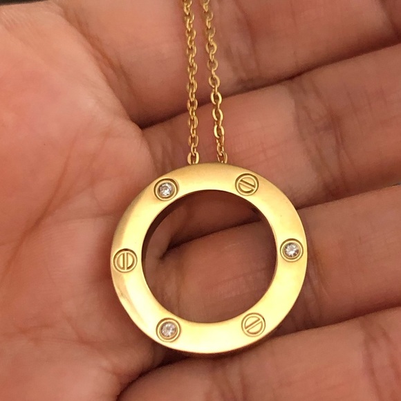 Screw Zirconia Gold Circle Necklace - Picture 15 of 15